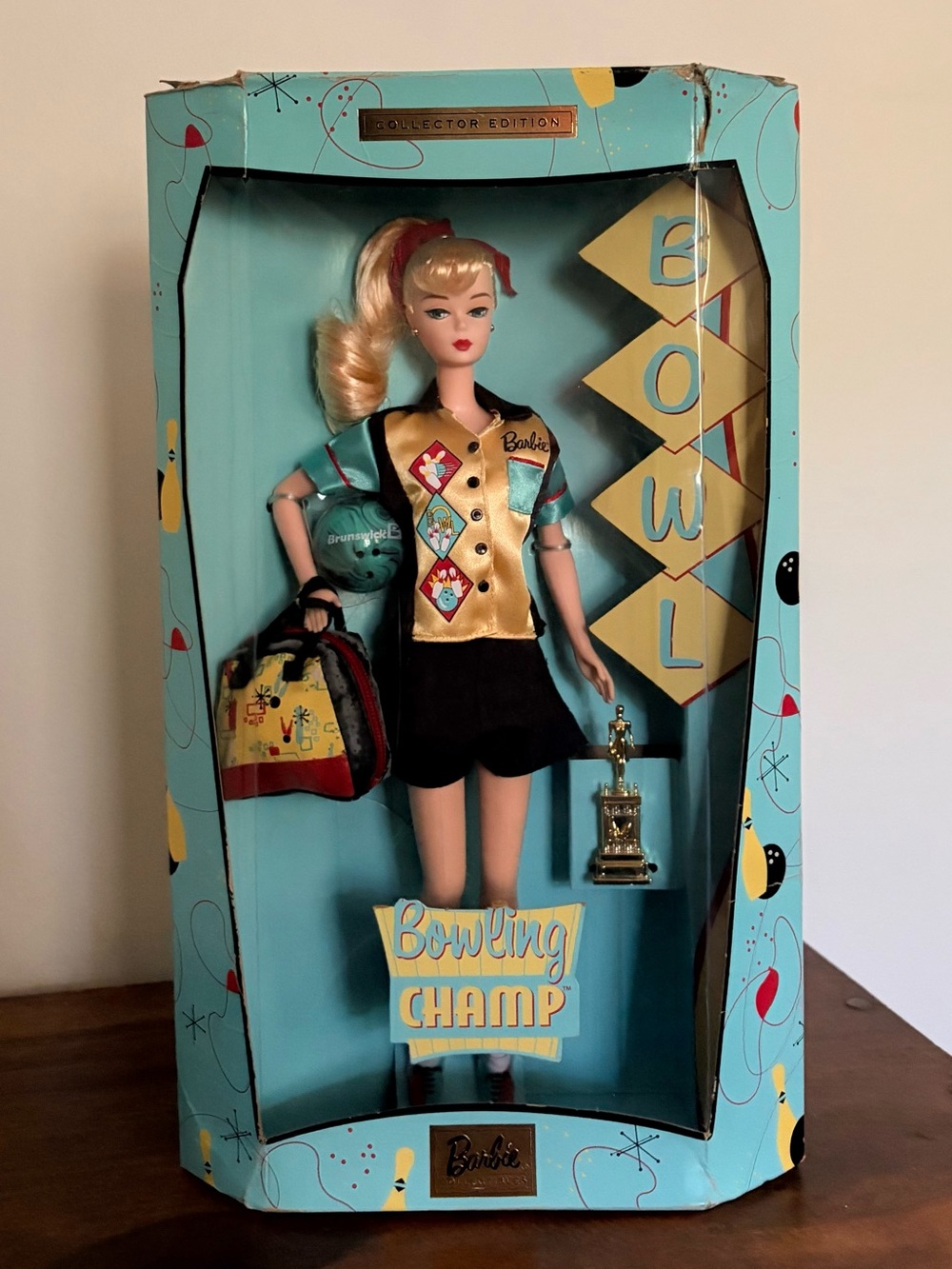 1999 Barbie Collector Bowling Doll in Teal, Yellow & Black Outfit